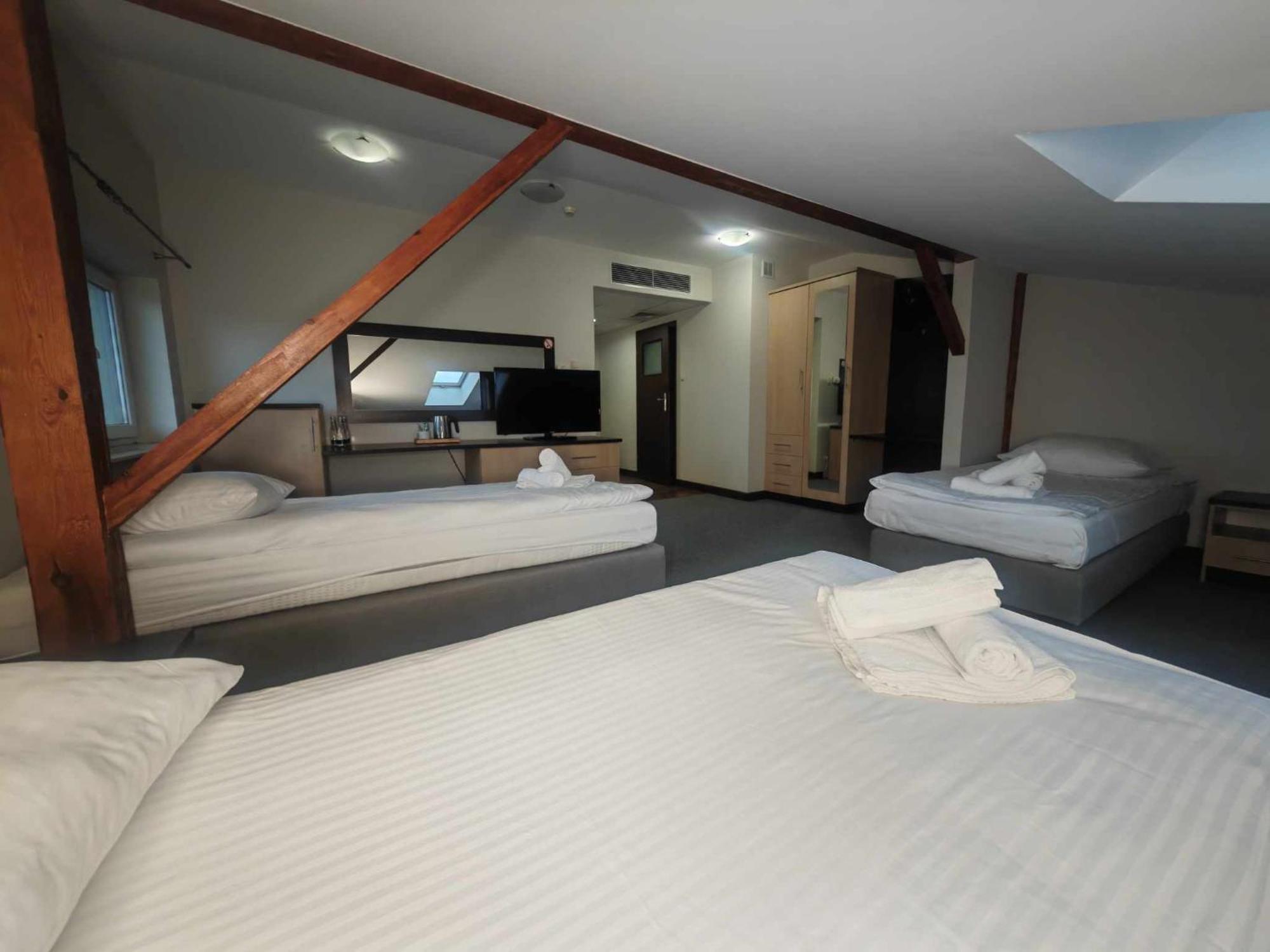 Maka I Magia Obiady Domowe Hotel Замбрув Екстериор снимка